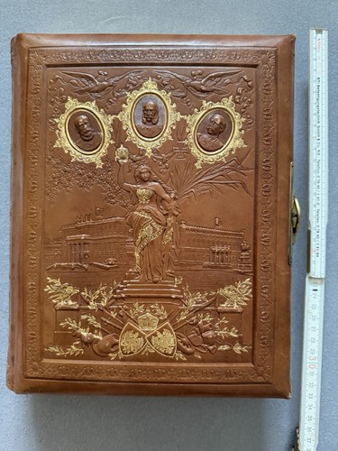 Antikes fotoalbum mit spieluhr - antikes,