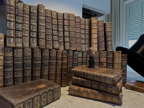 Altes dekoratives buch - dekoratives,